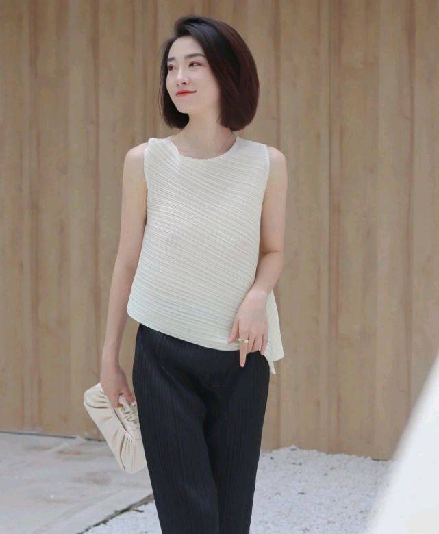服装|入秋了，穿什么才好看呢？