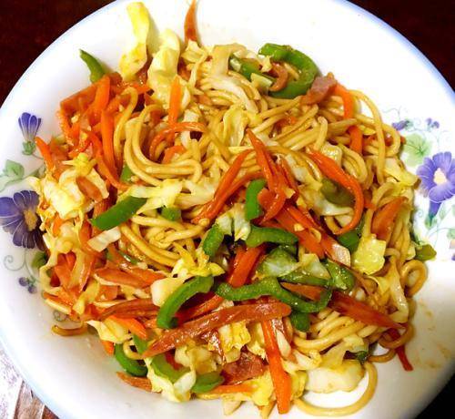 如何做炒面片好吃 4a4c6a0d076e42ac9628900de00d8314.jpeg