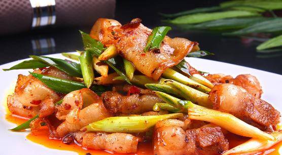 炒回锅肉用生抽还是老抽 52a7b914f55d4b2e97e3605a70cf50d4.jpeg