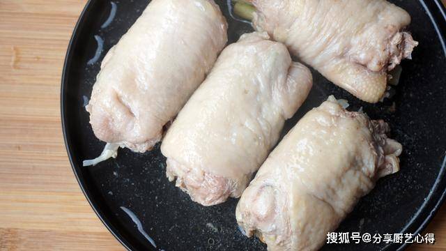 9319bfafb72540be8e98a08a589050df.jpeg