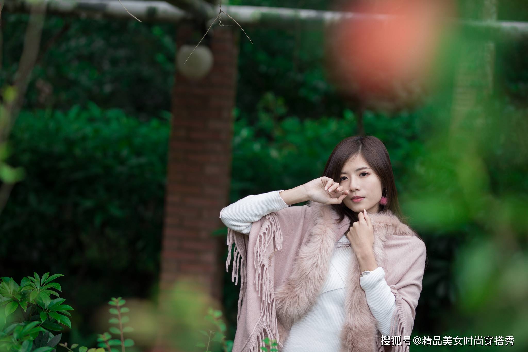 都能|简约修身的版型，自带随性气质的毛衣，轻松穿出自己的休闲感