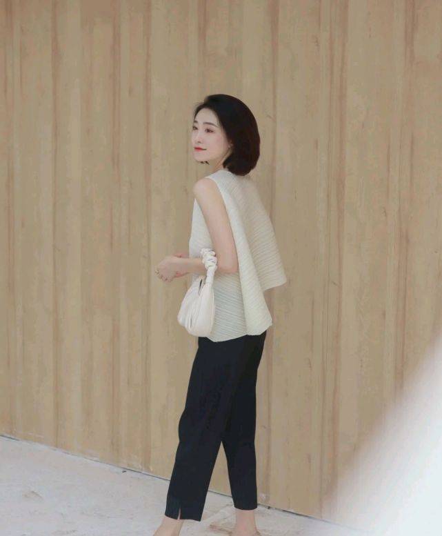 服装|入秋了，穿什么才好看呢？