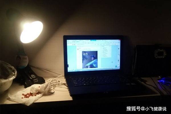 严重|肝脏不好,身体不会沉默,手部若有“突变”,或是肝病给的提示