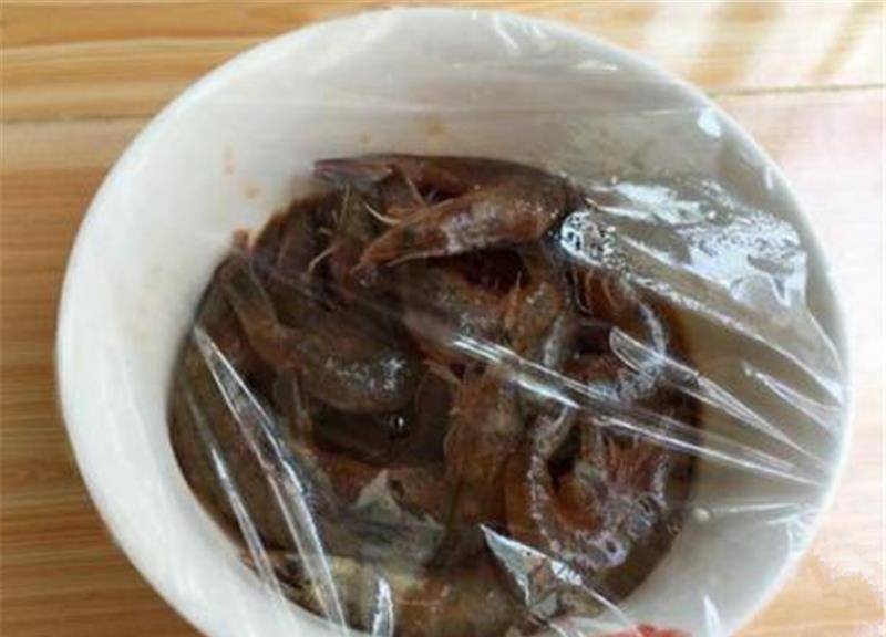 做法|番茄虾这样做，酸甜浓郁，鲜嫩美味，小孩点名要吃