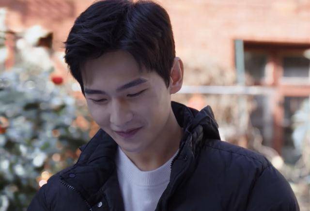 迪丽热巴|你是我的荣耀：乔晶晶在恋爱之后，为何不对父母公开，年轻人都懂