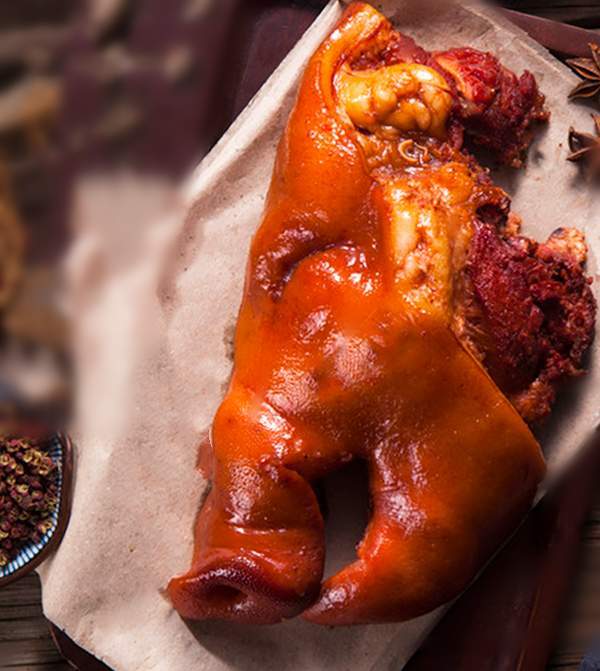 某连锁店卤猪头肉制作方法,一天卤300斤都不够卖