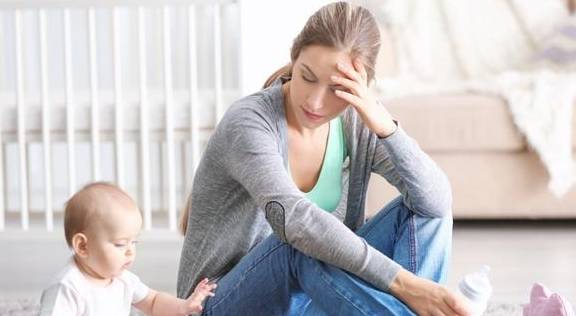 幼儿园|9岁儿童中度抑郁吓坏妈妈，抑郁症不再是大人病，父母引导很关键