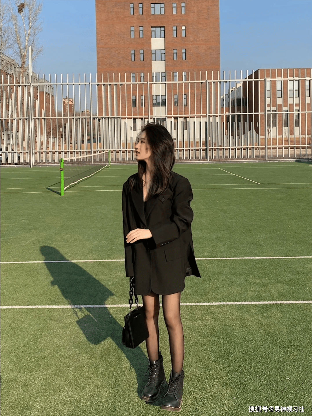 真人|宋妍霏杨幂真人示范！别让马丁靴破坏了短裙和短裤的美感