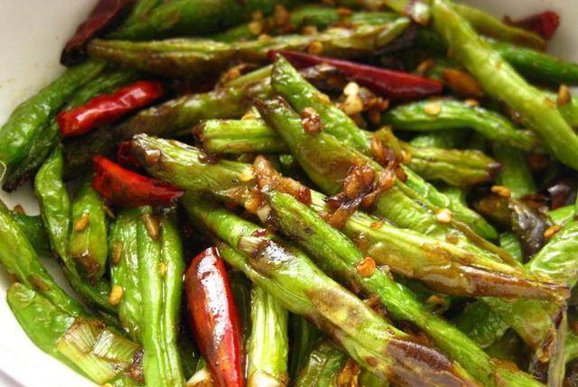 什么菜用干辣椒花椒 ab46dded99994f60b41ea1a97d2e49d7.jpeg