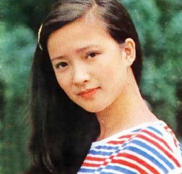 何晴 父亲早逝母亲患脑出血垂危 她与许亚军离婚后境况怎样 浙江省