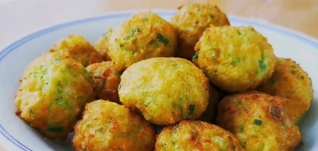 糯米丸子怎么做才不会硬 8fe33e61a5ee4036868ea259972a3c9f.jpeg