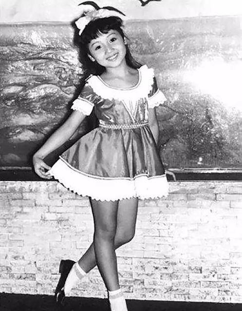 原创当年在春晚唱春光美大火之后歌手张德兰为什么消失了