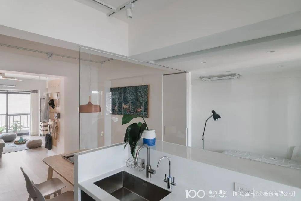 客厅|100㎡老屋翻新，全屋宜家家具，双洞洞板墙面真香！