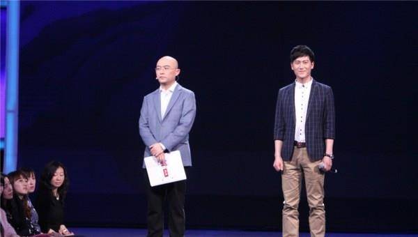 事情|他上非诚勿扰就遭24灯全灭，结果却把女导演抱走，今两人幸福甜蜜