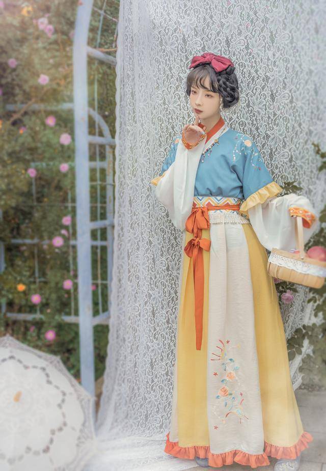 发型|汉服也可以超可爱！这样搭配又嗲又仙，少女感爆棚