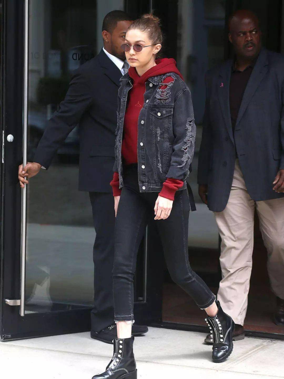 女友|贝克汉姆小儿子眼光不错，找的女友颜值好身材棒，穿卫衣长腿抢镜