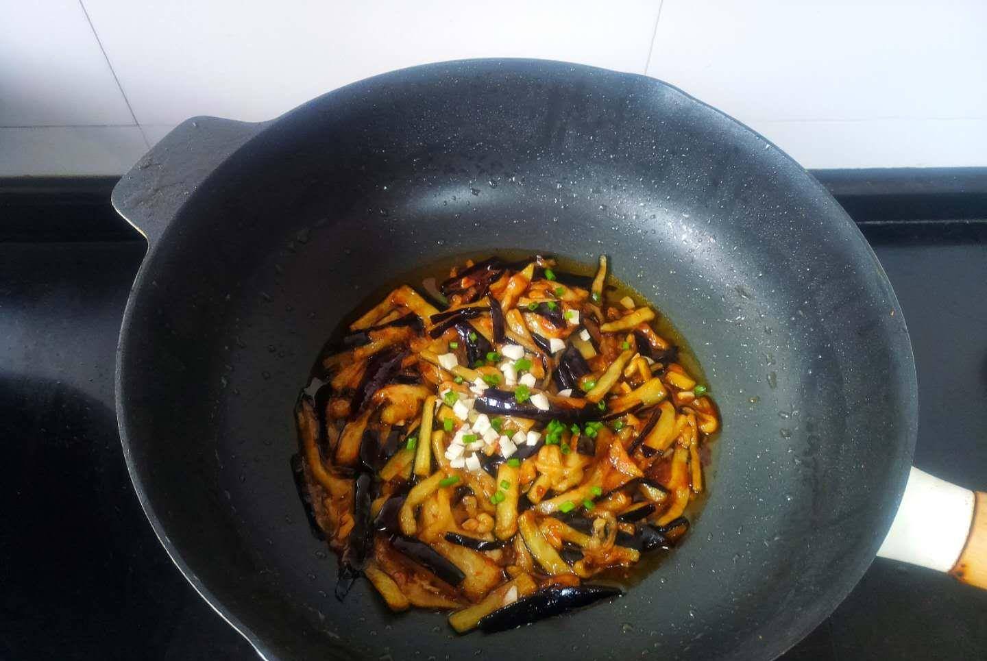 肉末茄子做法调汁 882f30ed948244bcb7bd91c9e2cac051.jpeg