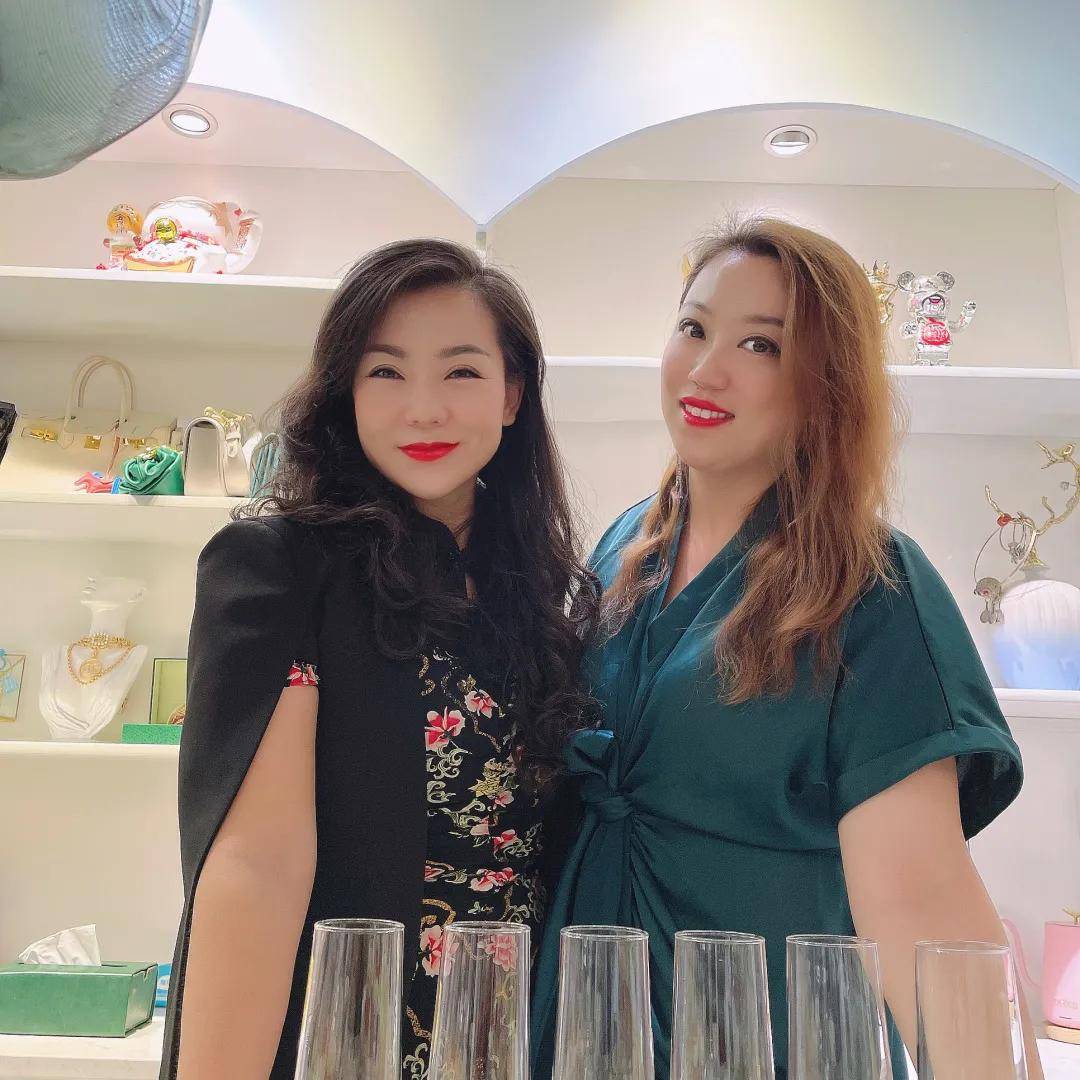 股东|尊享时装盛宴,共赴时尚秘境——打造专属你的气场