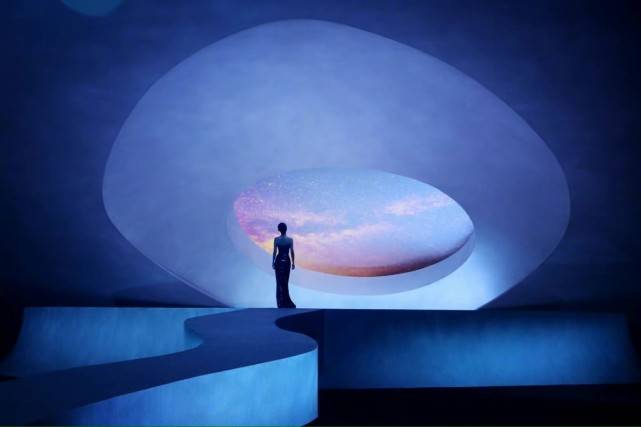 廓形|周迅最新代言再爆冷门！为“人民品牌”拍大片，国货高级感太开挂