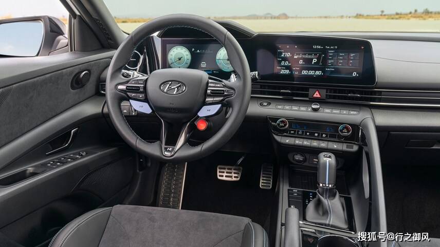 稳中求胜 2022年现代elantra N 性能