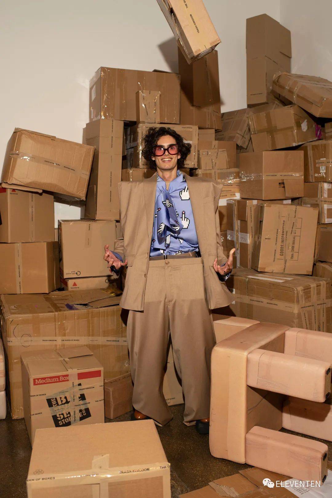 圣马丁跨界时装设计师natashazinko不能把自己关在笼子里