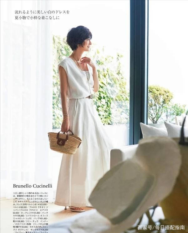 颜色|女人过了50岁,出门少穿这2种“装嫩色”,多穿另外3种更显气质