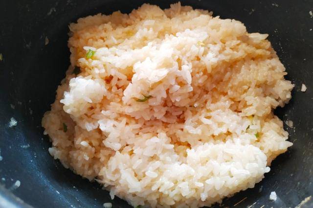 糯米丸子怎么炸不爆炸 521d0fac2f64469395b921a03a854ae7.jpeg