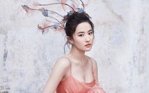黑头|混干皮心声|护肤宜早不宜迟，这款精华霜值得四季关注