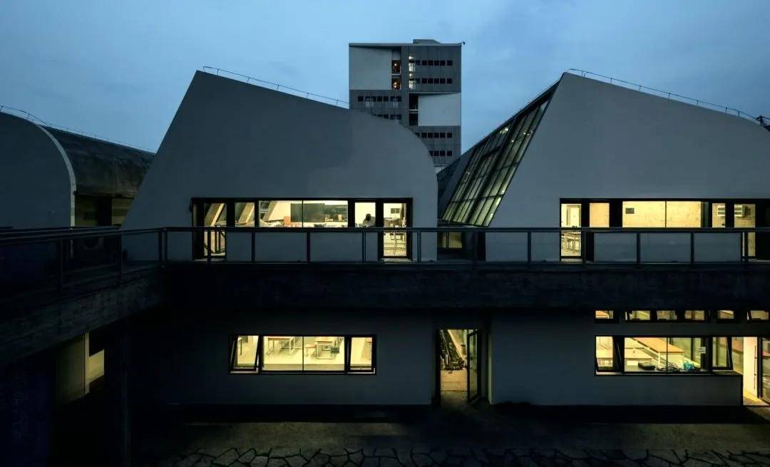 怎么样才能上中国美术学院 8de9d07881c34bcab91a94bd32fba82e.jpeg