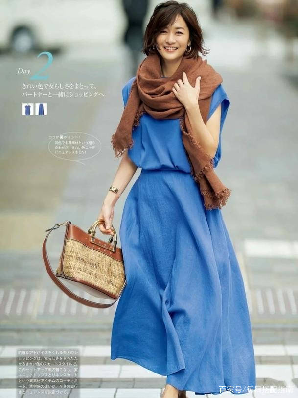 颜色|女人过了50岁,出门少穿这2种“装嫩色”,多穿另外3种更显气质