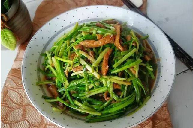 肉丝炒绿豆芽菜的家常做法 af8dd99bacb84627ad2a060ba156ec22.jpeg