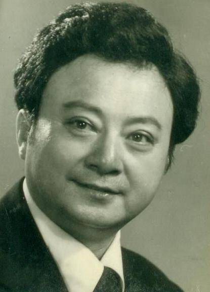 他是演员胡军的伯伯,60年代一首《赞歌》,曾唱响全中国