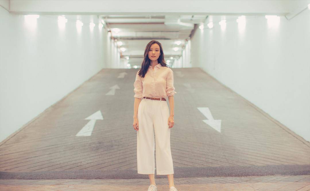 女神|宋佳穿睡衣也时尚,倪妮成街拍女神,论私服穿搭的秘密