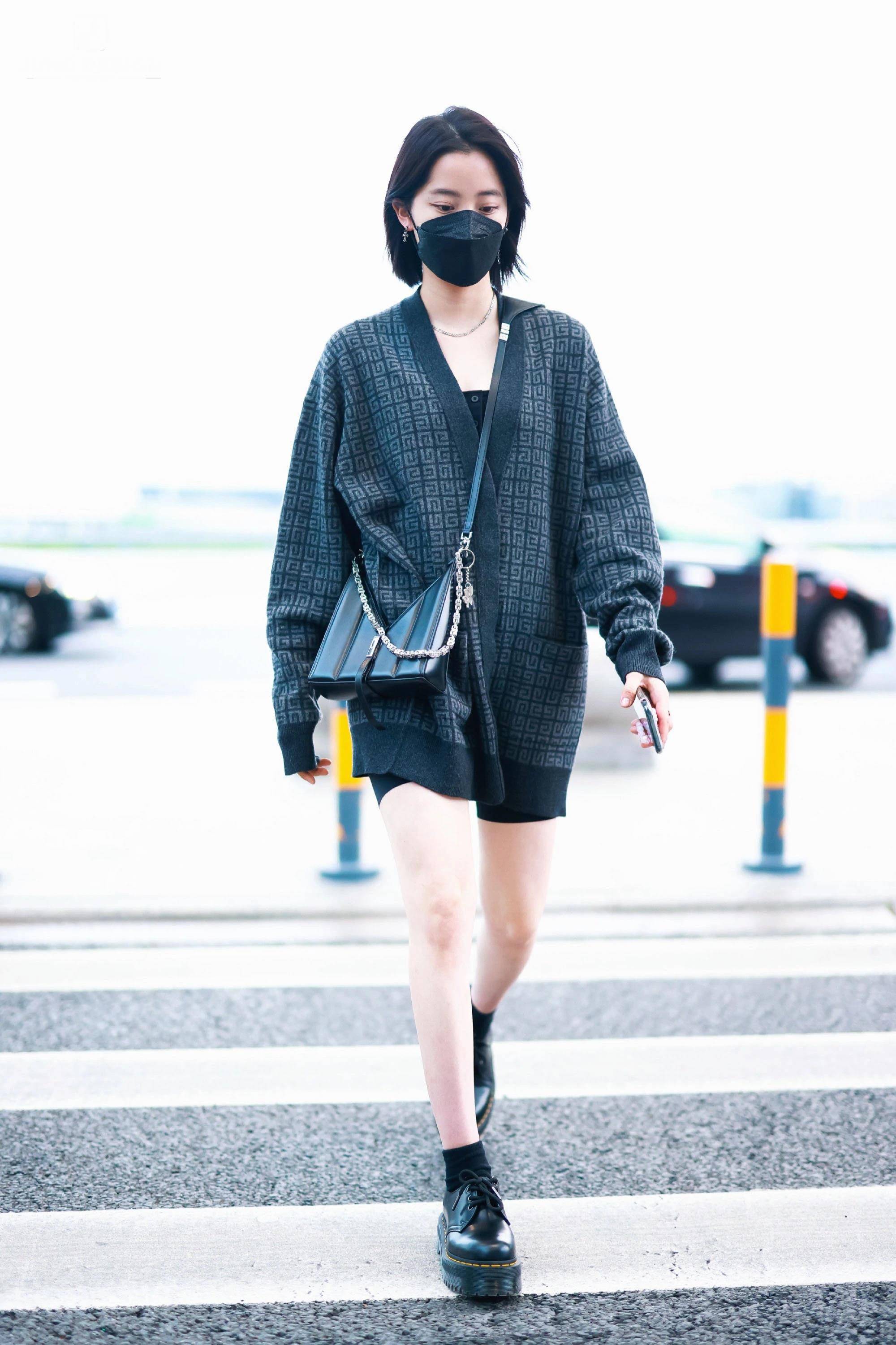 a086c49a9e0242c0a125bcf919086abc.jpeg