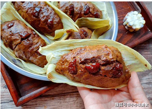 娟妈|下面几样食材加水搅拌，铺锅里蒸一蒸，营养简单，我常做成早餐吃