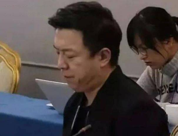 漂亮|人民大会堂开会不允许化妆，看到素颜出镜的明星，你认出了几个？