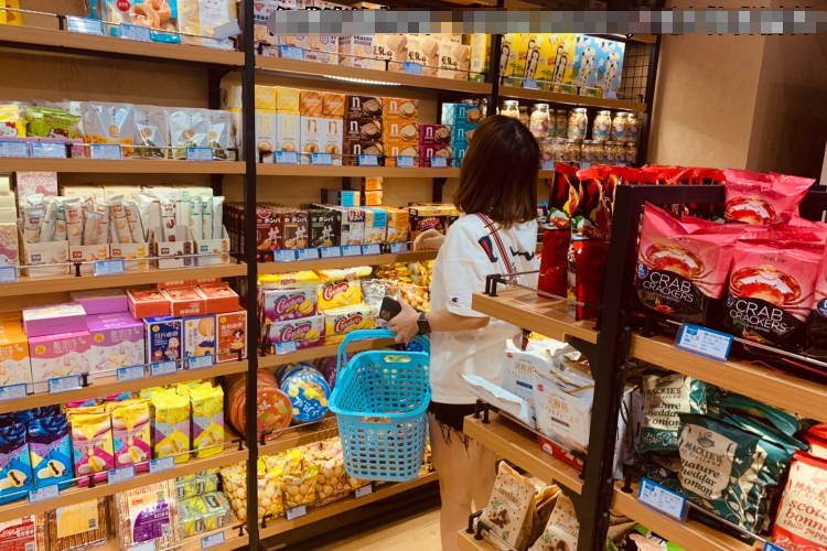 种类|卡塔利亚大剖析丨教你如何打造一家超火爆的网红进口零食超市