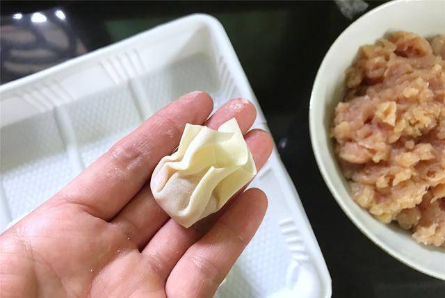 包子|夏天，孩子三天两头点名要吃的早餐，皮薄馅嫩，比包子馒头营养