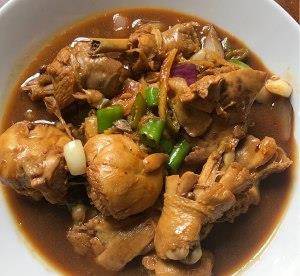 土豆加鸡肉的做法黄焖鸡 412b1f4fd87d4c94975c10f7c509b329.jpeg