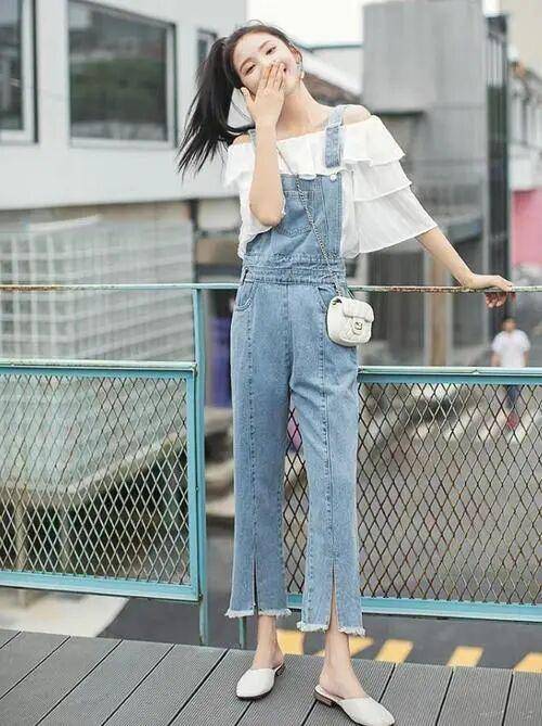浅色|好看的背带裤不只牛仔面料，元气满满还可爱，初秋的绝佳服饰
