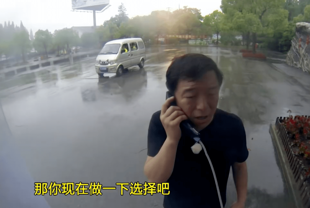 观众|为了赢抛弃队友，《披荆斩棘》告诉观众：人性经不起考验