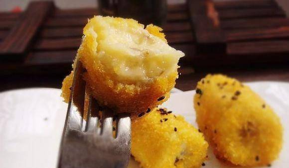 因为|香蕉也能当早点？做成孩子最喜欢的“饺子糕点”，还能补充维生素