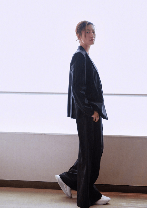 形象|31岁丁宁宣布退役，长发看着挺温柔，奥运冠军变成气场“大姐大”