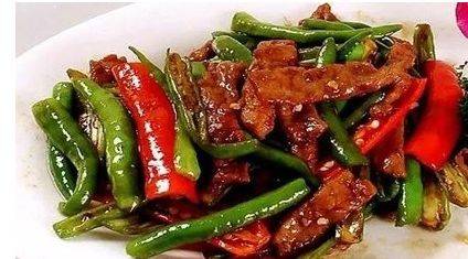 有哪些食材可以做青椒酱 a9b72f8703754e559d43f9898d9aa417.jpeg