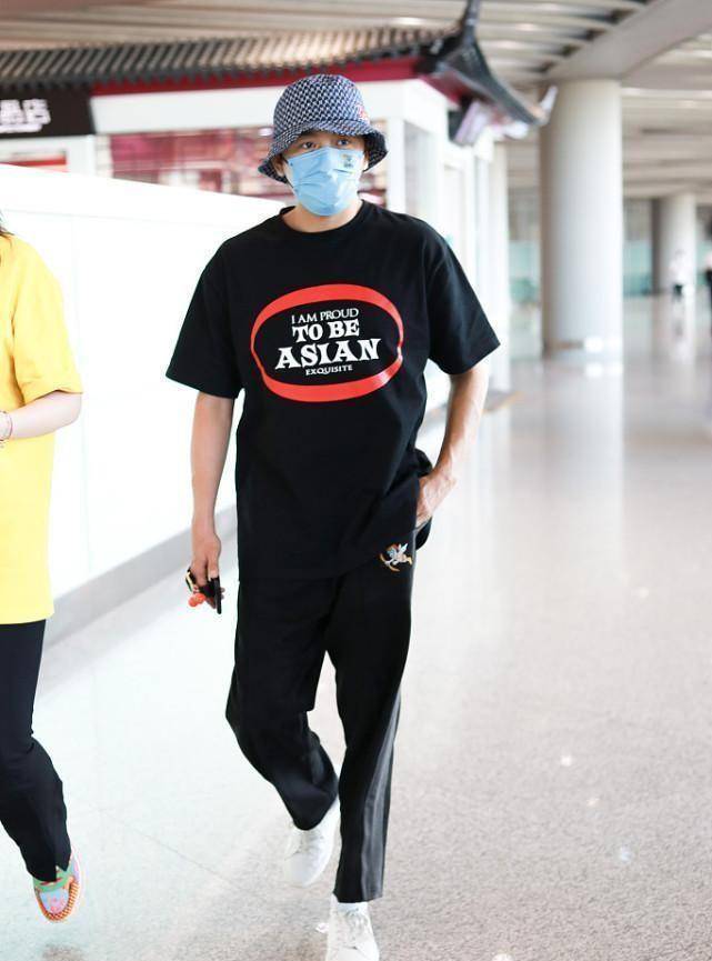 颜色|秦昊穿T恤就那么帅，你穿就那么土？是不是踩了这些雷？