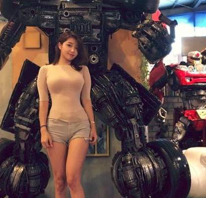 体重|她身高169cm，体重54kg，比例好到爆，每天4个动作，get同款身材