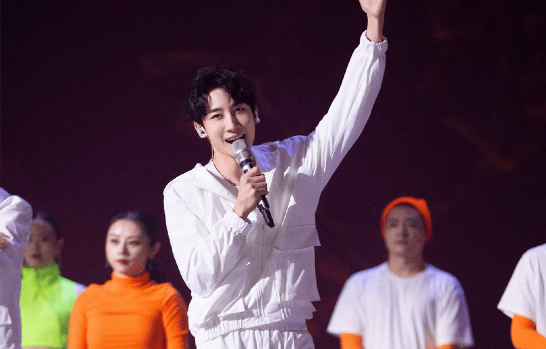 名单|《披荆斩棘的哥哥》三公淘汰名单公开，又有两位实力选手告别舞台