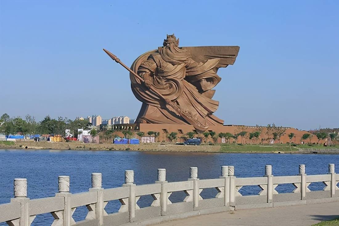 7亿建成1.55亿搬走,3亿多浪费了!