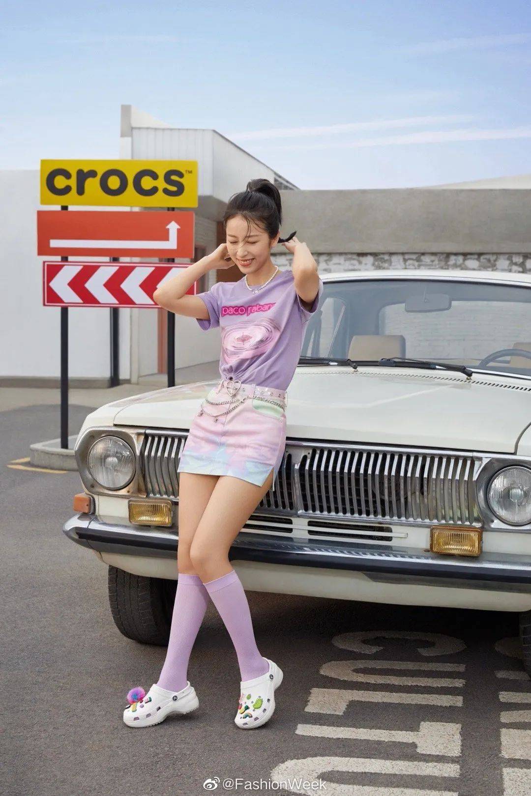 运动鞋|今夏不要总穿运动鞋了,2021流行这几款凉鞋,上脚显瘦显直又显腿长!