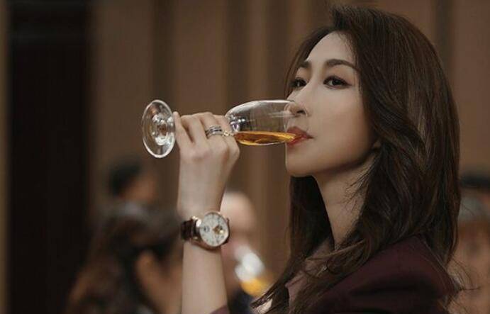 结局|《扫黑风暴》被高明远包装成“高质量女性”的麦佳，值得同情吗？